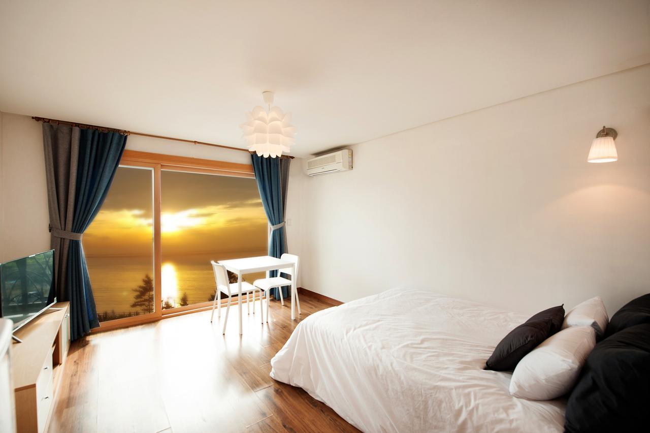 Jeju Sullem Pension Exterior photo